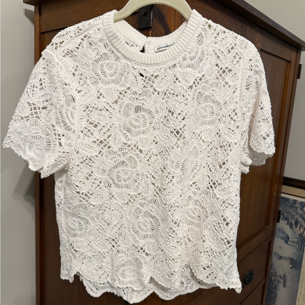 Abercrombie & Fitch White Crochet Lace Top